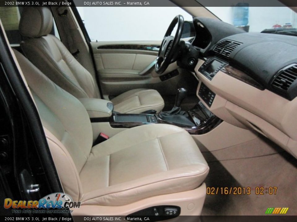 2002 BMW X5 3.0i Jet Black / Beige Photo #31