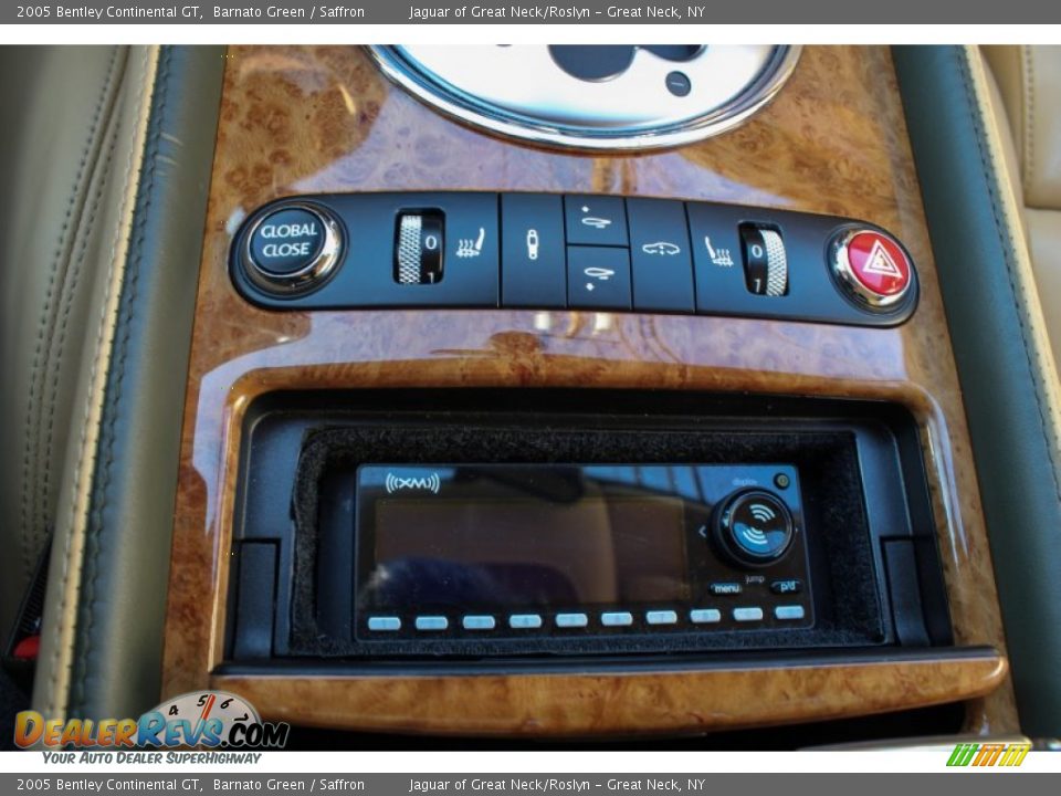 Controls of 2005 Bentley Continental GT  Photo #18