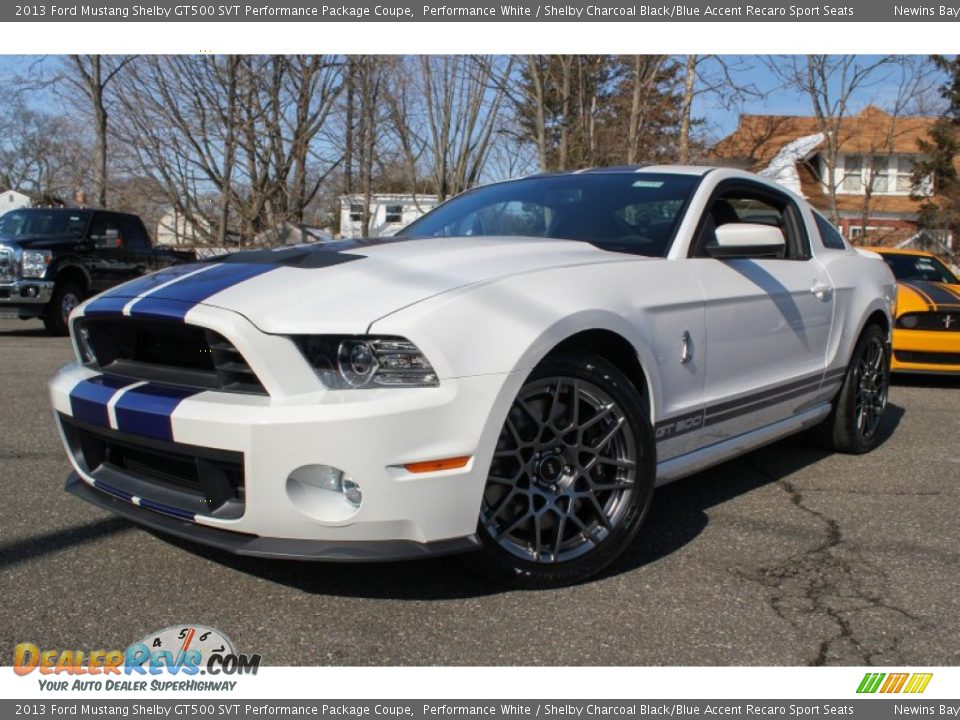 Front 3/4 View of 2013 Ford Mustang Shelby GT500 SVT Performance Package Coupe Photo #1