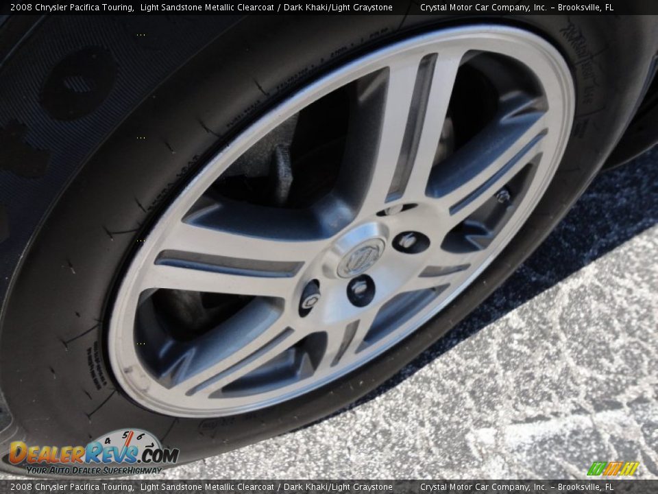 2008 Chrysler Pacifica Touring Light Sandstone Metallic Clearcoat / Dark Khaki/Light Graystone Photo #17