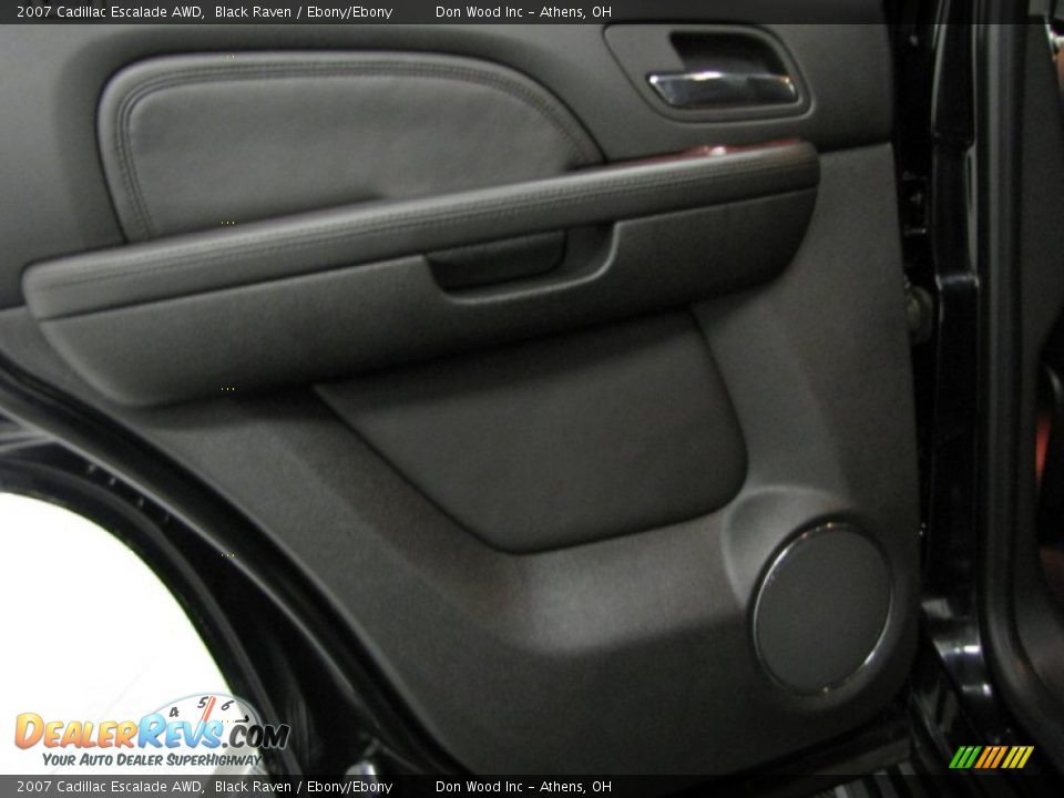 2007 Cadillac Escalade AWD Black Raven / Ebony/Ebony Photo #17