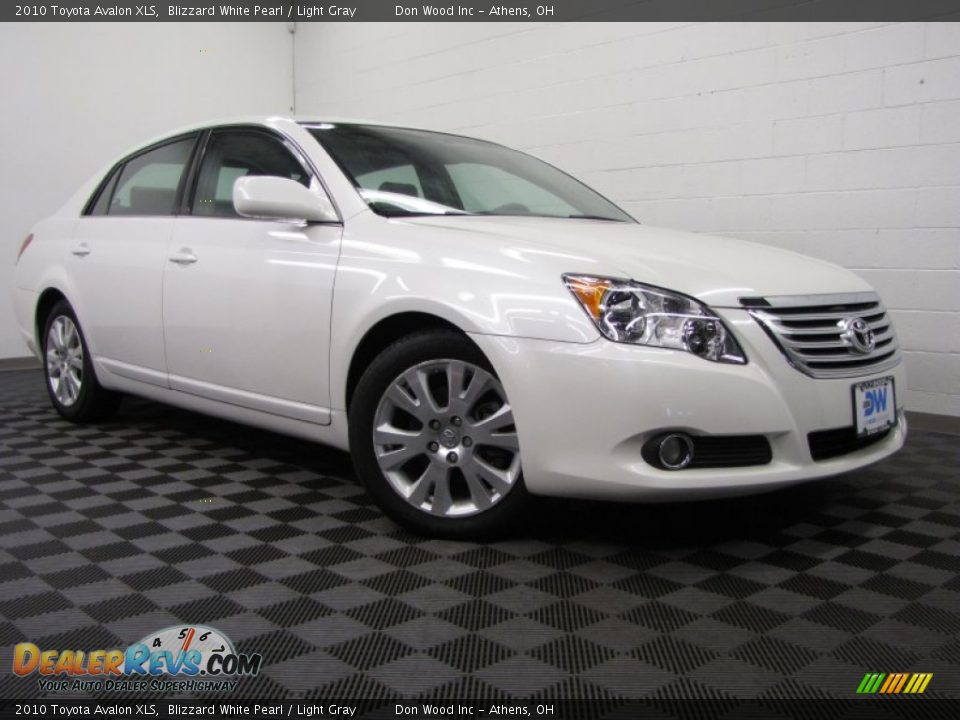 2010 Toyota Avalon XLS Blizzard White Pearl / Light Gray Photo #1