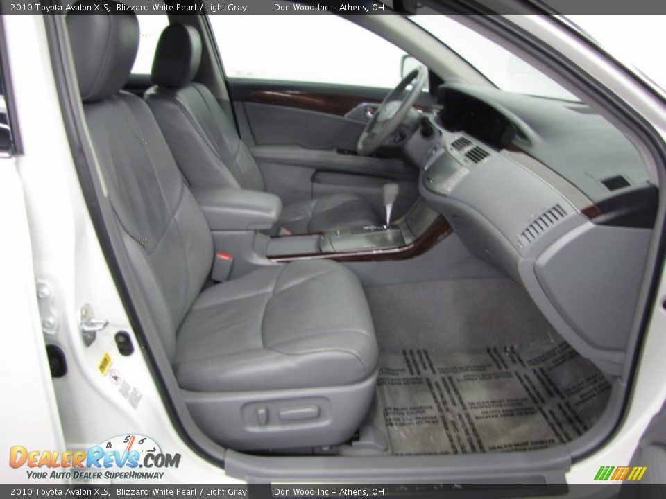 2010 Toyota Avalon XLS Blizzard White Pearl / Light Gray Photo #9
