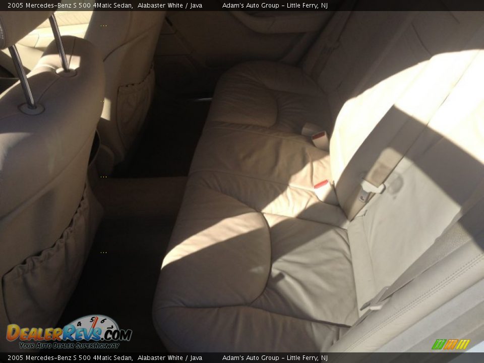 2005 Mercedes-Benz S 500 4Matic Sedan Alabaster White / Java Photo #17