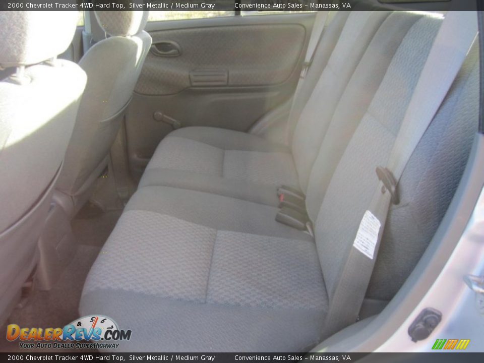 2000 Chevrolet Tracker 4WD Hard Top Silver Metallic / Medium Gray Photo #6
