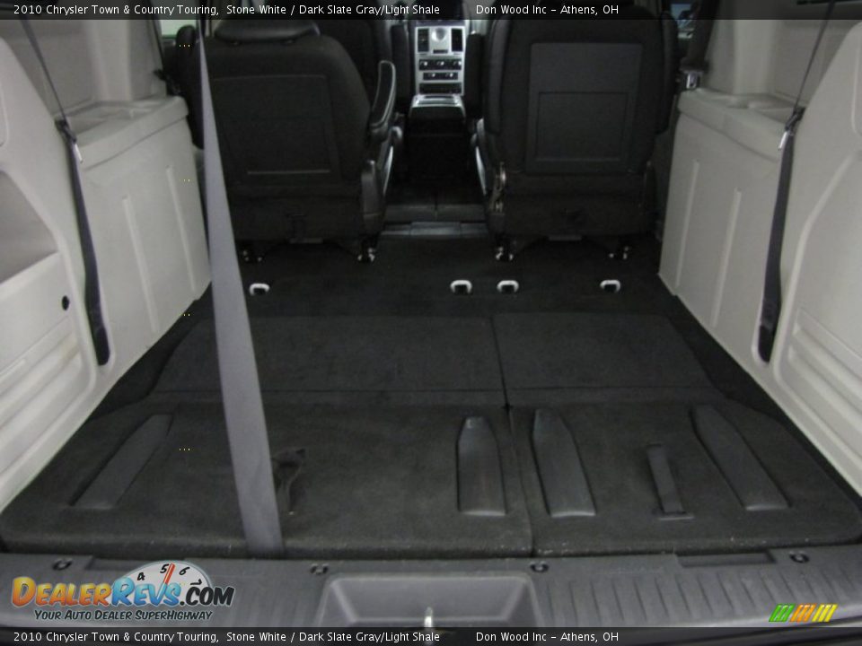 2010 Chrysler Town & Country Touring Stone White / Dark Slate Gray/Light Shale Photo #5