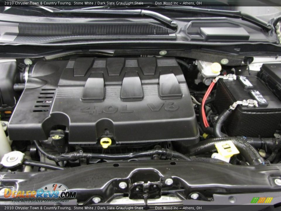 2010 Chrysler Town & Country Touring Stone White / Dark Slate Gray/Light Shale Photo #7