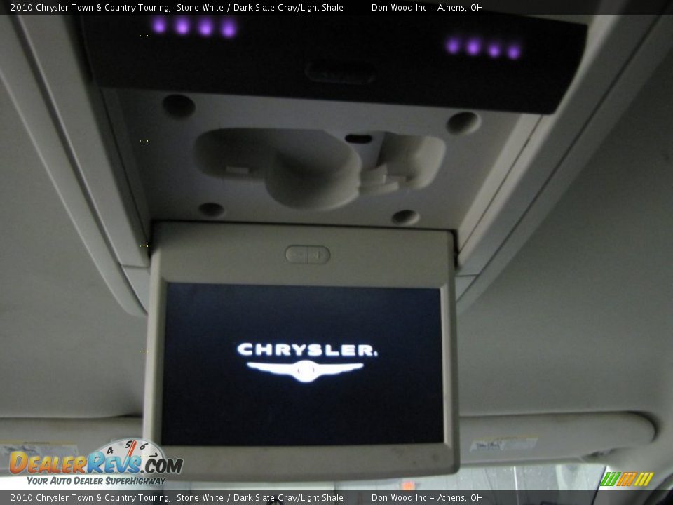 2010 Chrysler Town & Country Touring Stone White / Dark Slate Gray/Light Shale Photo #26