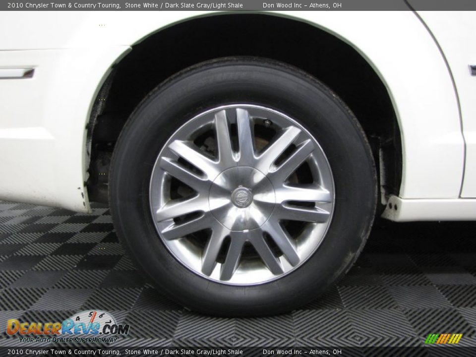 2010 Chrysler Town & Country Touring Stone White / Dark Slate Gray/Light Shale Photo #28