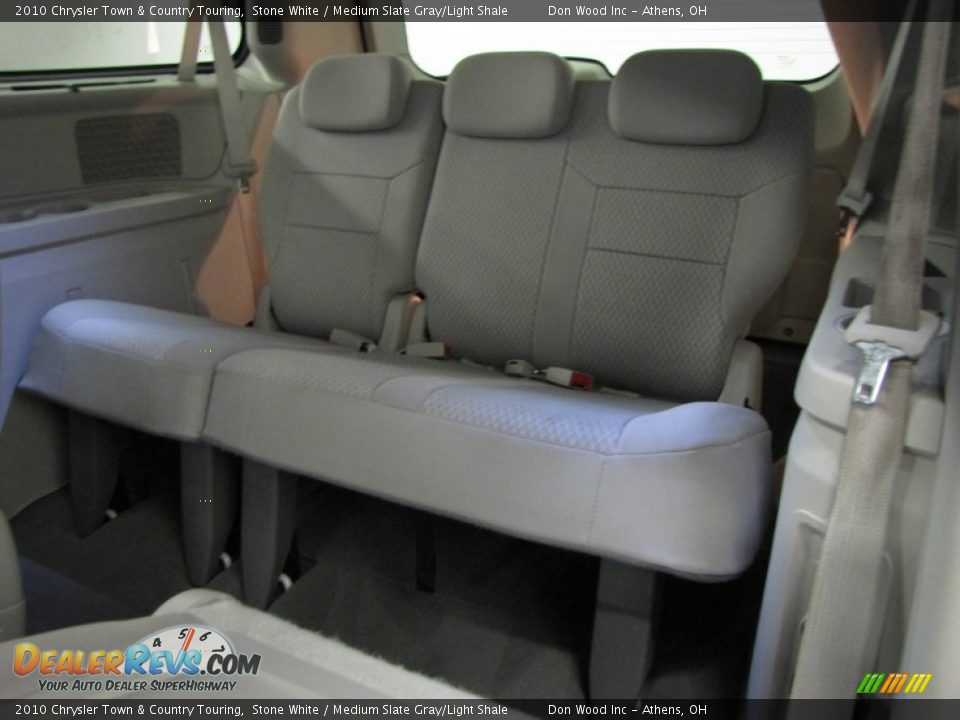 2010 Chrysler Town & Country Touring Stone White / Medium Slate Gray/Light Shale Photo #10