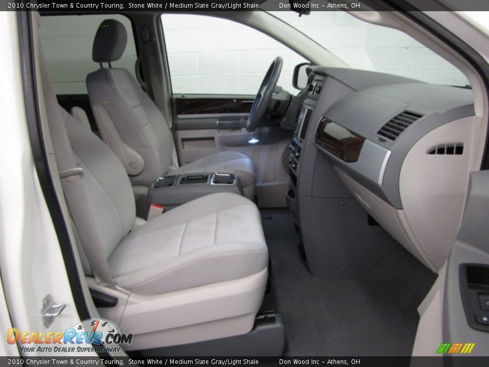 2010 Chrysler Town & Country Touring Stone White / Medium Slate Gray/Light Shale Photo #13