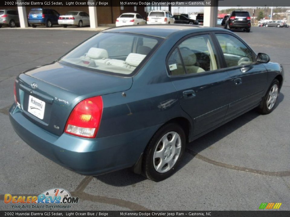 2002 Hyundai Elantra GLS Sedan Light Ocean Blue / Beige Photo #5