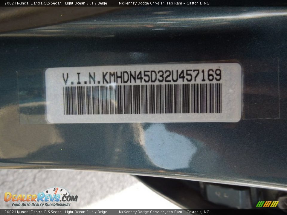 2002 Hyundai Elantra GLS Sedan Light Ocean Blue / Beige Photo #7