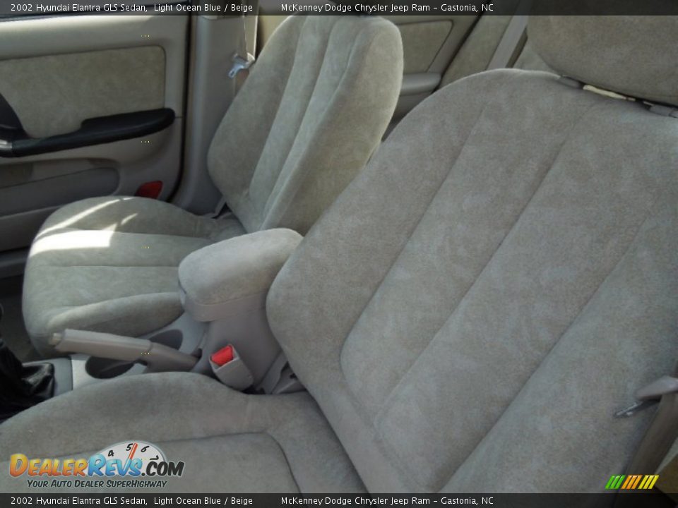 2002 Hyundai Elantra GLS Sedan Light Ocean Blue / Beige Photo #9