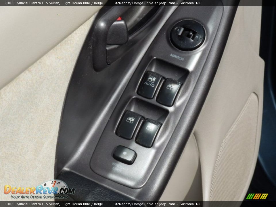 2002 Hyundai Elantra GLS Sedan Light Ocean Blue / Beige Photo #11
