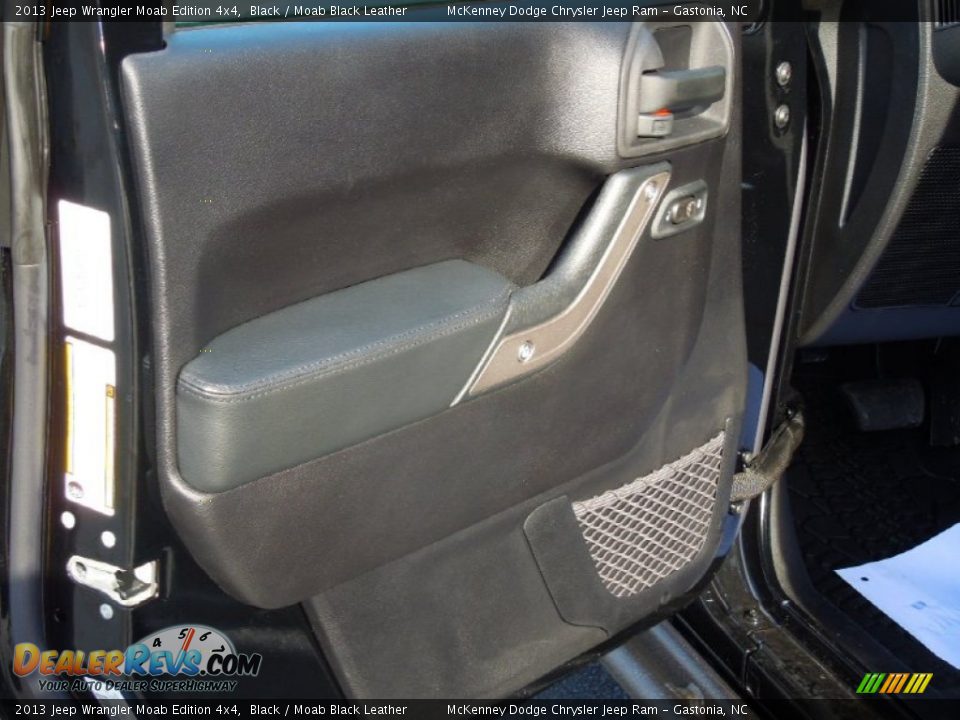 2013 Jeep Wrangler Moab Edition 4x4 Black / Moab Black Leather Photo #10