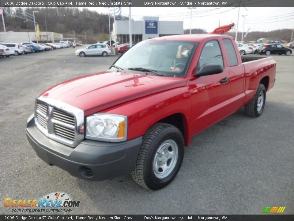 2006 Dodge Dakota ST Club Cab 4x4 Flame Red / Medium Slate Gray Photo #3