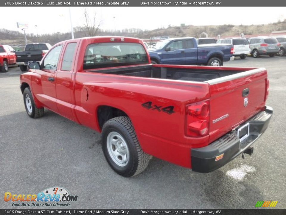 2006 Dodge Dakota ST Club Cab 4x4 Flame Red / Medium Slate Gray Photo #5