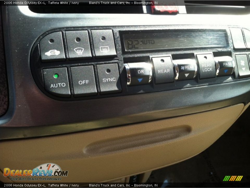 2006 Honda Odyssey EX-L Taffeta White / Ivory Photo #12