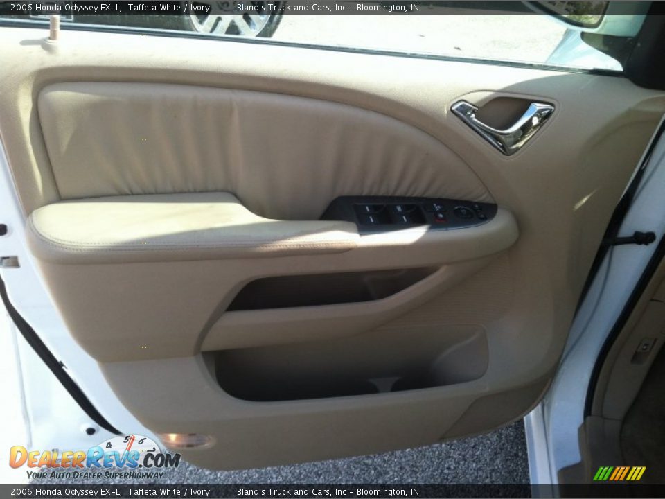 2006 Honda Odyssey EX-L Taffeta White / Ivory Photo #27