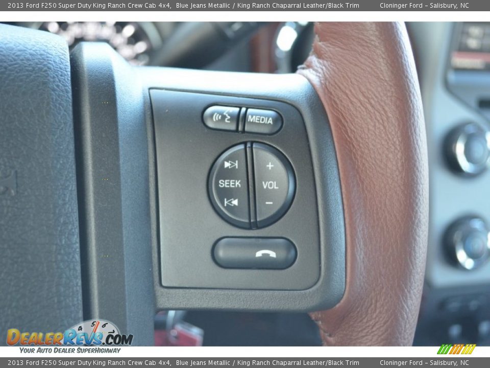 Controls of 2013 Ford F250 Super Duty King Ranch Crew Cab 4x4 Photo #36