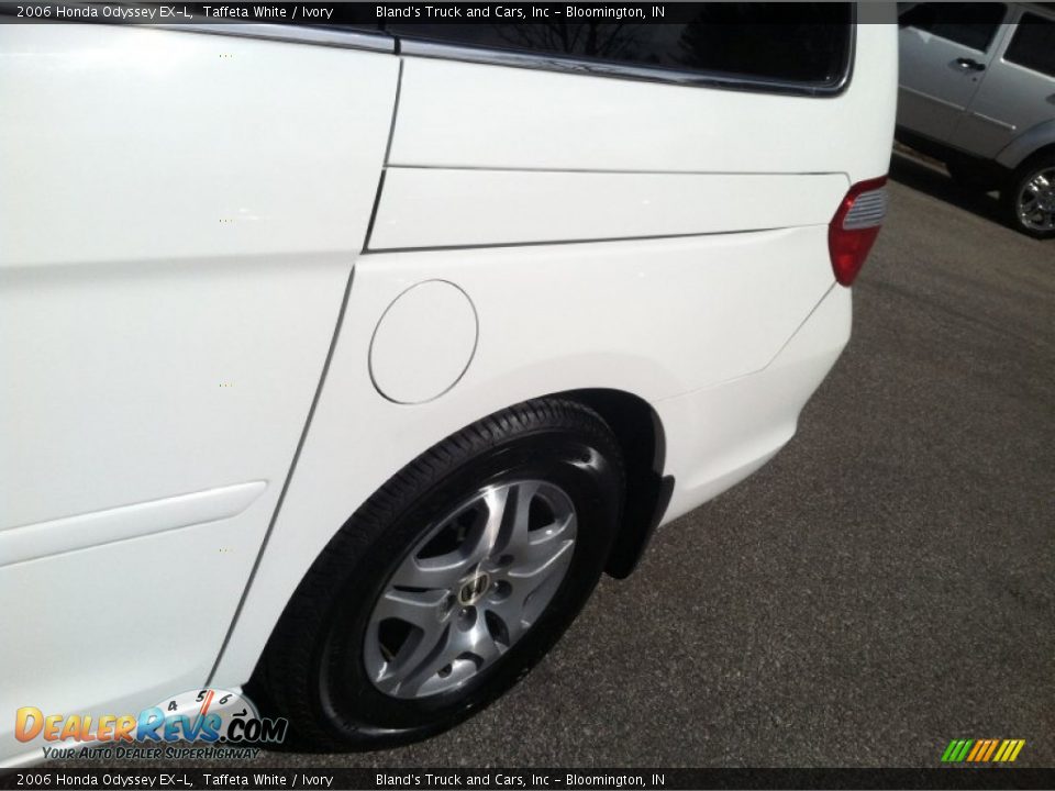 2006 Honda Odyssey EX-L Taffeta White / Ivory Photo #36