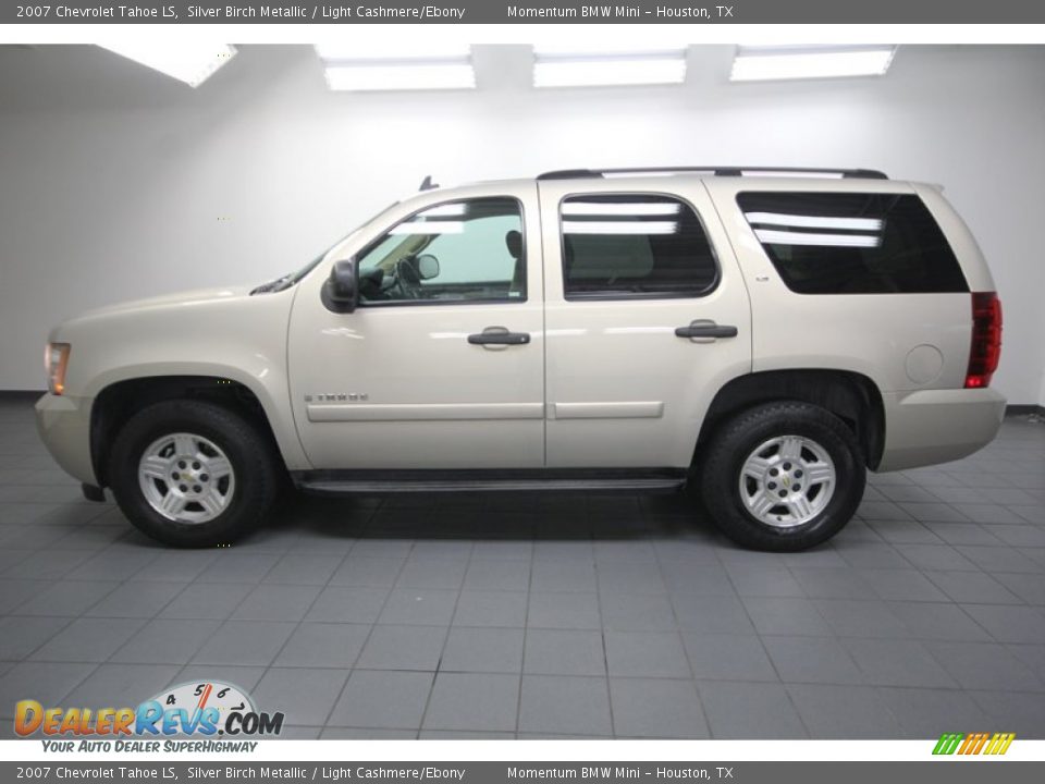 2007 Chevrolet Tahoe LS Silver Birch Metallic / Light Cashmere/Ebony Photo #2