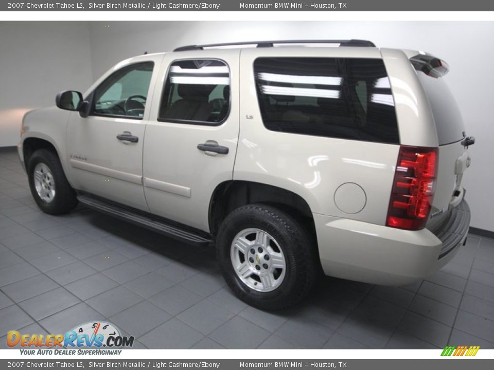 2007 Chevrolet Tahoe LS Silver Birch Metallic / Light Cashmere/Ebony Photo #5