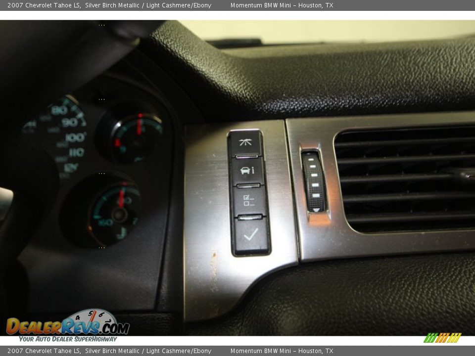 2007 Chevrolet Tahoe LS Silver Birch Metallic / Light Cashmere/Ebony Photo #22