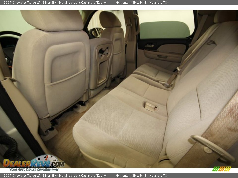 2007 Chevrolet Tahoe LS Silver Birch Metallic / Light Cashmere/Ebony Photo #25