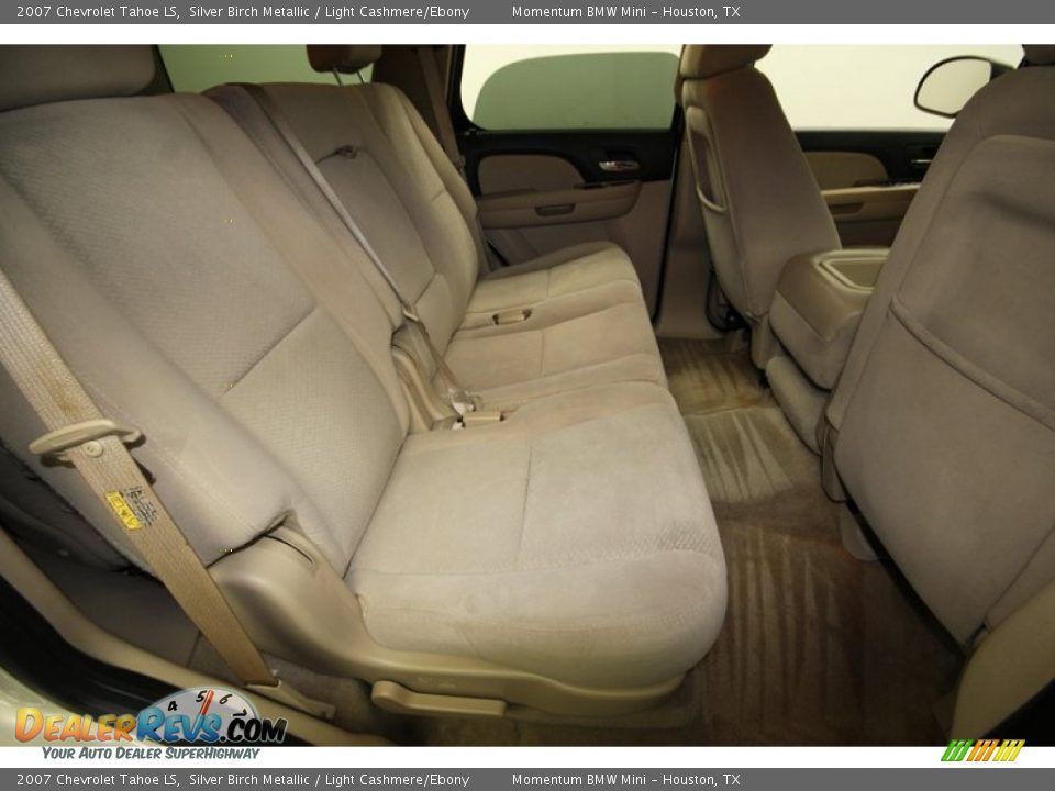 2007 Chevrolet Tahoe LS Silver Birch Metallic / Light Cashmere/Ebony Photo #33