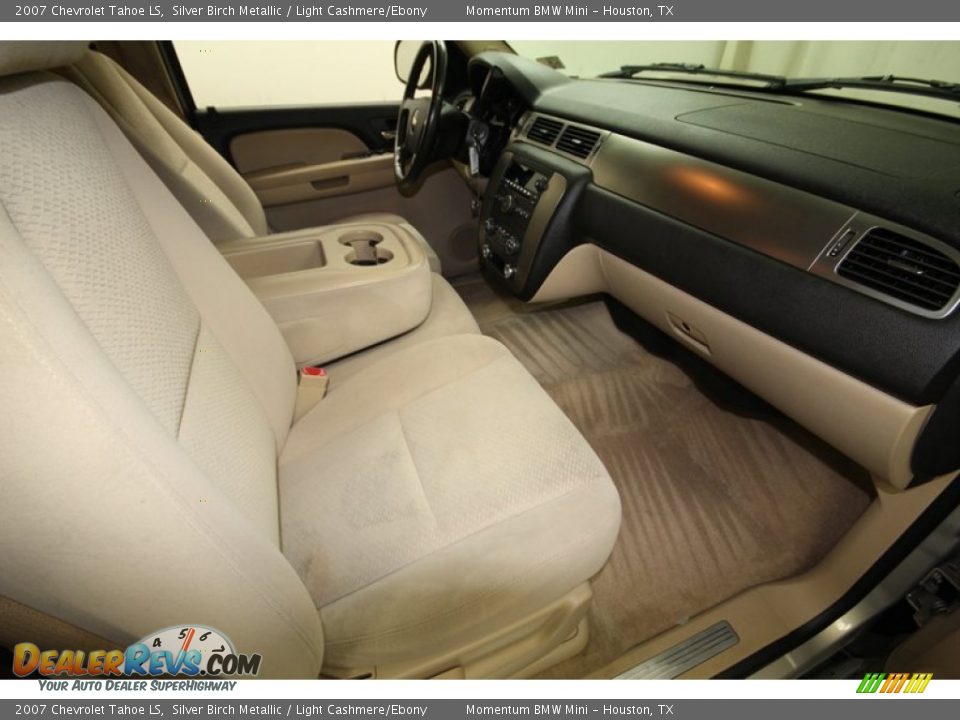 2007 Chevrolet Tahoe LS Silver Birch Metallic / Light Cashmere/Ebony Photo #34
