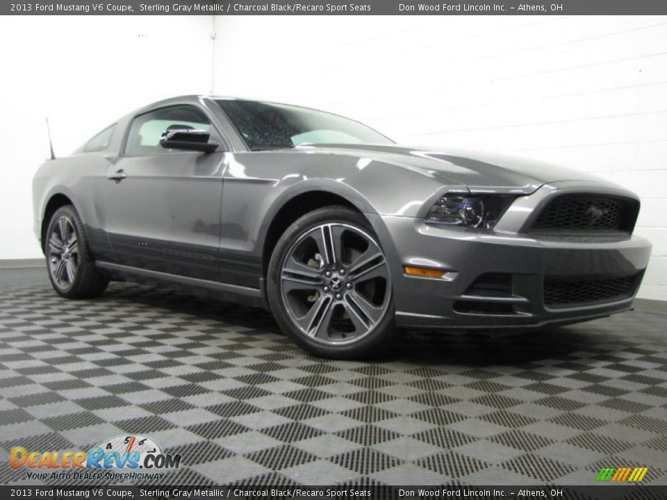 Front 3/4 View of 2013 Ford Mustang V6 Coupe Photo #1