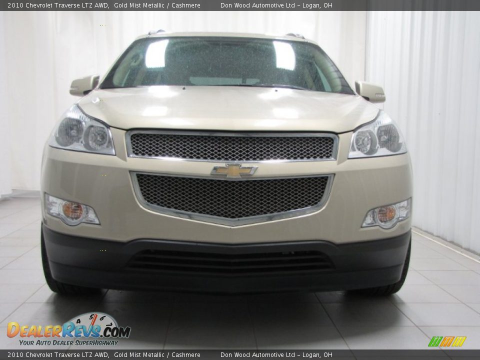 2010 Chevrolet Traverse LTZ AWD Gold Mist Metallic / Cashmere Photo #3