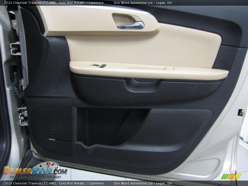 2010 Chevrolet Traverse LTZ AWD Gold Mist Metallic / Cashmere Photo #16