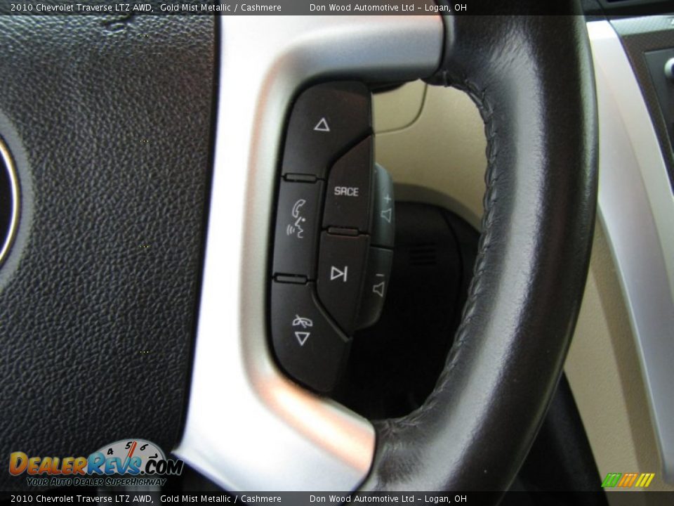 2010 Chevrolet Traverse LTZ AWD Gold Mist Metallic / Cashmere Photo #20