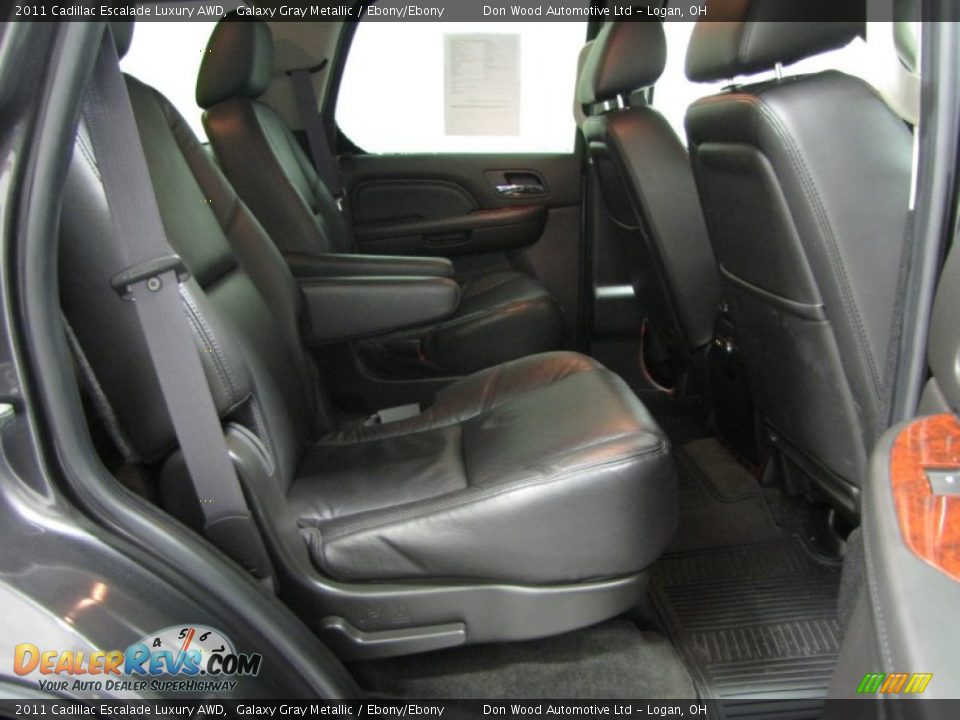 2011 Cadillac Escalade Luxury AWD Galaxy Gray Metallic / Ebony/Ebony Photo #11