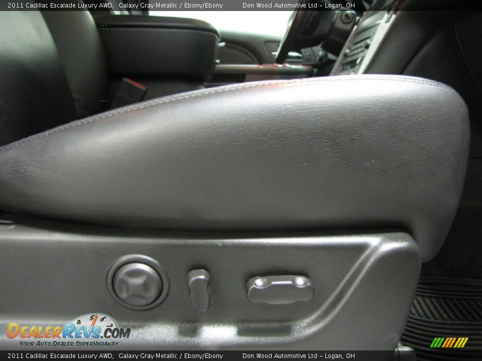 2011 Cadillac Escalade Luxury AWD Galaxy Gray Metallic / Ebony/Ebony Photo #13