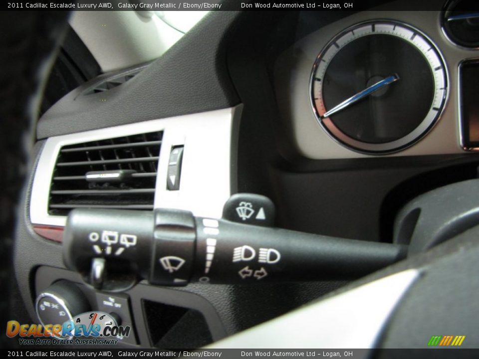 2011 Cadillac Escalade Luxury AWD Galaxy Gray Metallic / Ebony/Ebony Photo #22