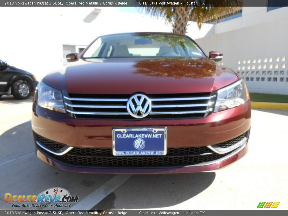 2013 Volkswagen Passat 2.5L SE Opera Red Metallic / Cornsilk Beige Photo #2