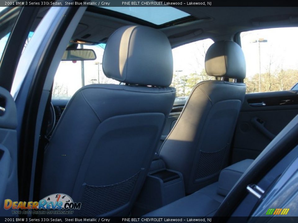 2001 BMW 3 Series 330i Sedan Steel Blue Metallic / Grey Photo #11