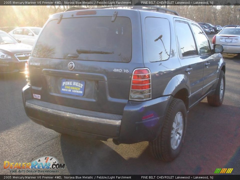2005 Mercury Mariner V6 Premier 4WD Norsea Blue Metallic / Pebble/Light Parchment Photo #7
