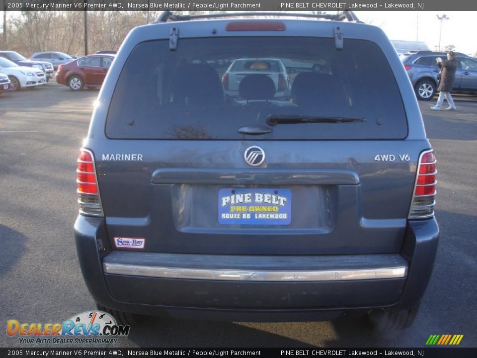 2005 Mercury Mariner V6 Premier 4WD Norsea Blue Metallic / Pebble/Light Parchment Photo #8