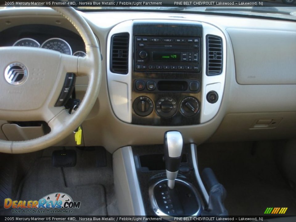 2005 Mercury Mariner V6 Premier 4WD Norsea Blue Metallic / Pebble/Light Parchment Photo #12