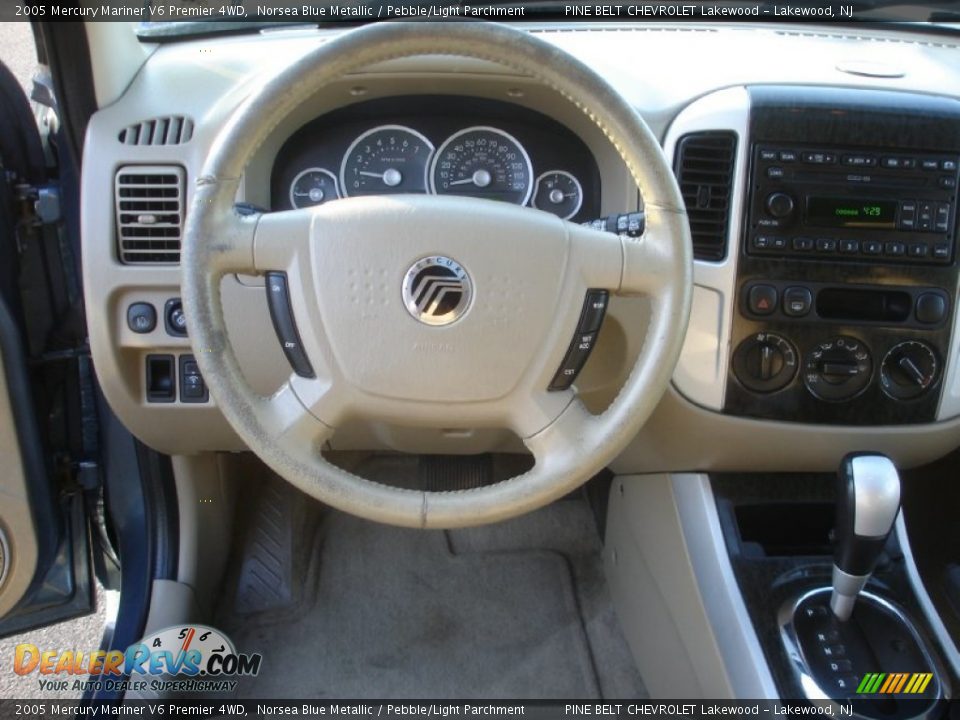 2005 Mercury Mariner V6 Premier 4WD Norsea Blue Metallic / Pebble/Light Parchment Photo #13