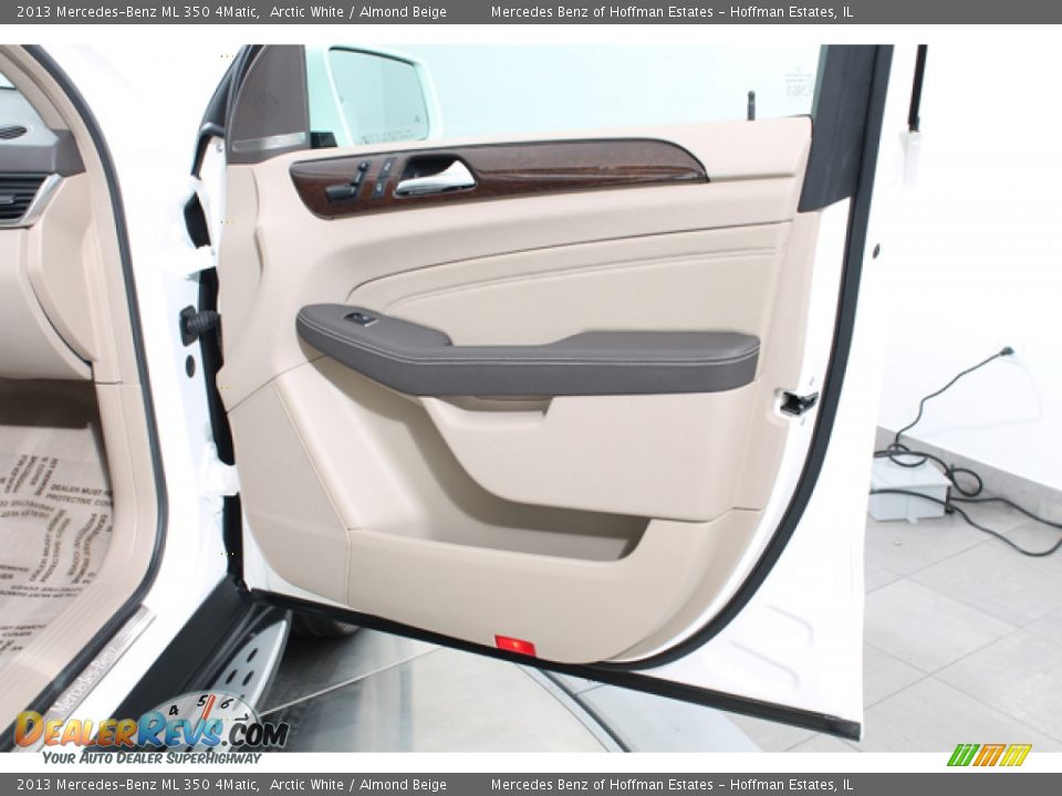 2013 Mercedes-Benz ML 350 4Matic Arctic White / Almond Beige Photo #13