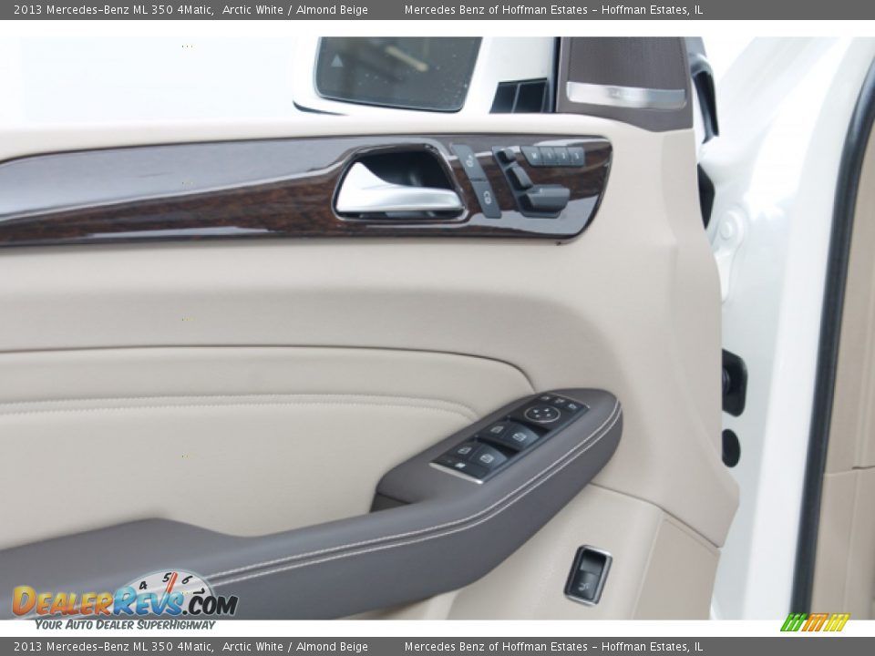 2013 Mercedes-Benz ML 350 4Matic Arctic White / Almond Beige Photo #17