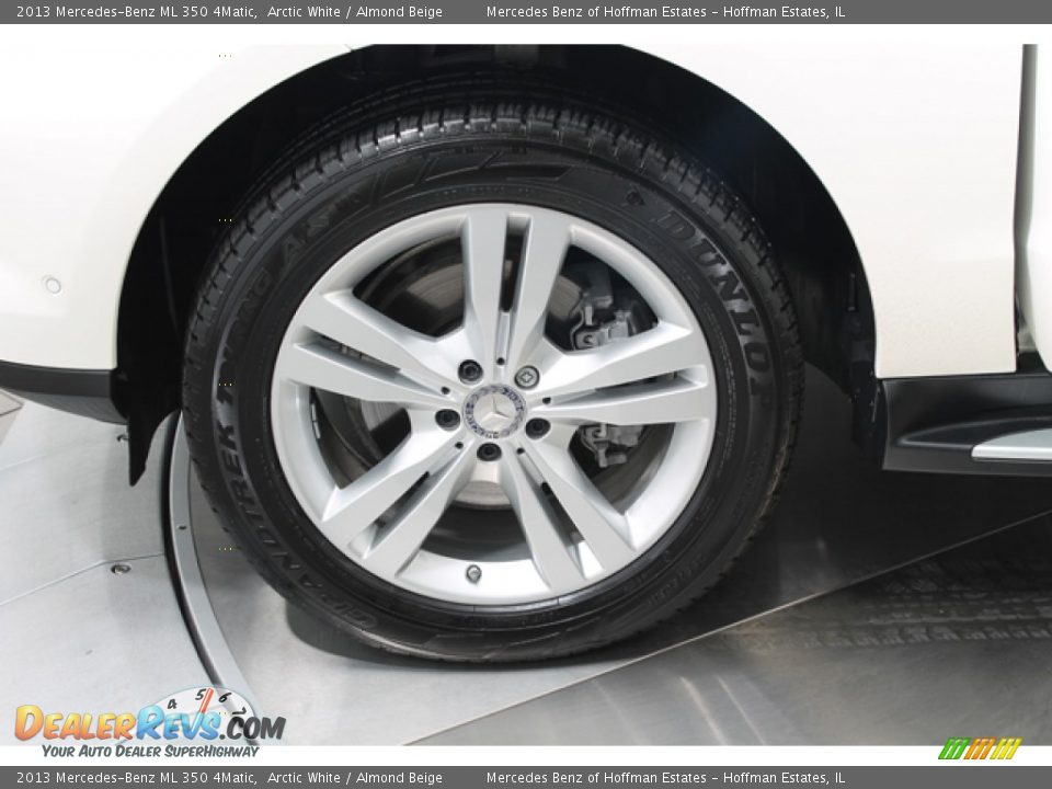 2013 Mercedes-Benz ML 350 4Matic Arctic White / Almond Beige Photo #29