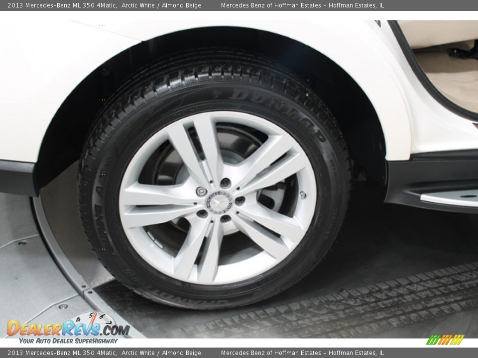 2013 Mercedes-Benz ML 350 4Matic Arctic White / Almond Beige Photo #30