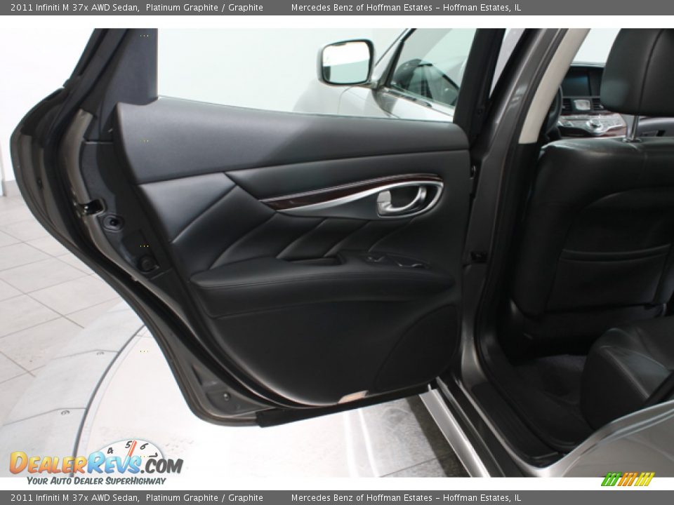 2011 Infiniti M 37x AWD Sedan Platinum Graphite / Graphite Photo #15